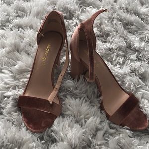 Ankle strap heels pink suede